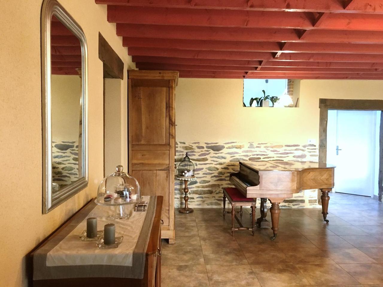 Domaine De La Fontaine Bed and Breakfast Chavagne Exterior foto